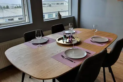 Image de Cozy top floor apartment.