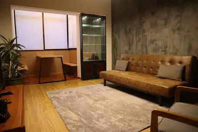 Image de Modern and cozy apartment! 8 minutes from the airport