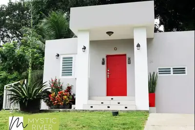 Image de Mistic River Nature + City in Beverly Hills Guaynabo | Pool + Parking