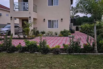 Image de Tranquility Loft\n2 Bedrooms - 2. 5 Bathrooms - Gated Community