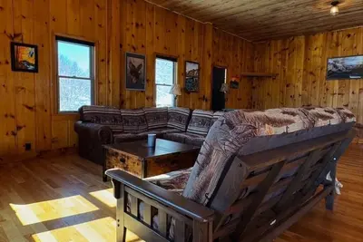 Image de Cozy cabin conveniently located for fisherman on the Green River in Wyoming