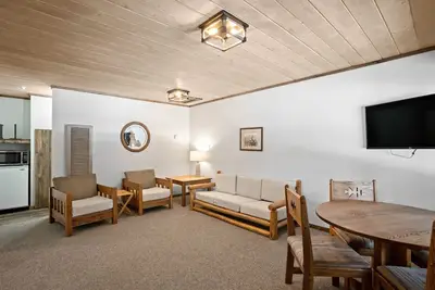 Image de Colorado Outdoor Mecca: Fish, Hike & Horseback Ride from River Cabins