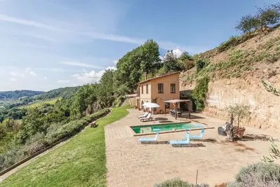 Image de Vues imprenables et parfaites partout depuis la maison, la piscine, la terrasse et le jardin