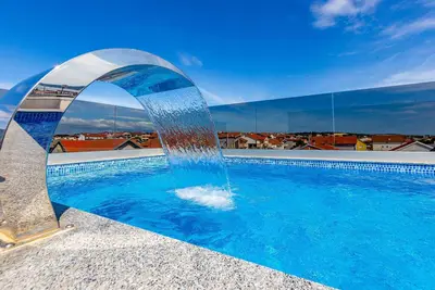 Image de Exquisite Prestige Luxury Apartments With Shared Pool