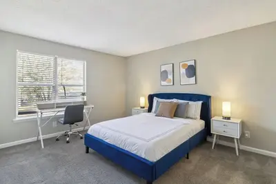 Image de Park at London F4 I Spacious 2 Bed 2 Bath