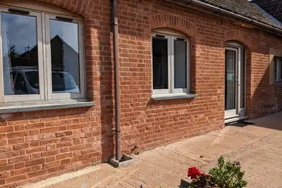 Image de The Parlour-Appartement-Prestige-Sdb privée avec douche-Vue sur la cour