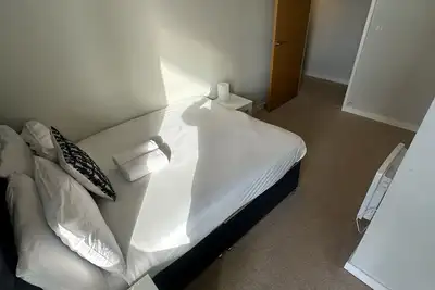 Image de 2 Bedroom Duplex River View Apartment Manchester