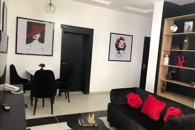 Image de Pearls End Estella 2-bedroom apartment with WiFi, fitness room, Ac