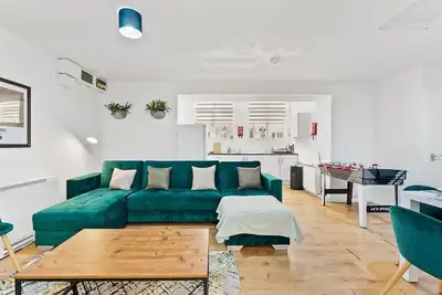 Image de Large Central Penthouse