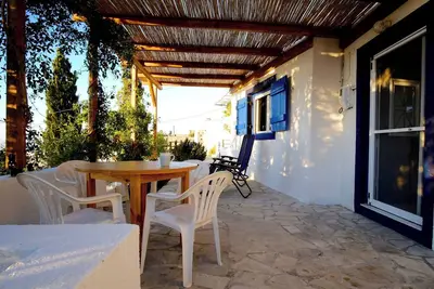 Image de Charming 1-bedroom cottage in the mountain-side village of Schinokapsala