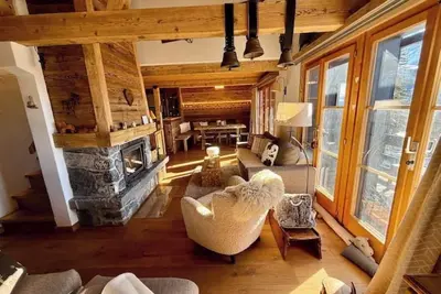 Image de 114 Magnifique chalet l'Adrine