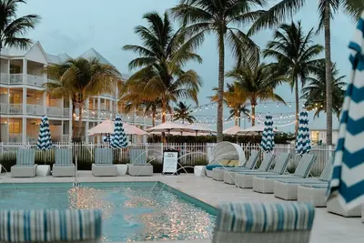 Marathon Oceanfront Suite | Balcony + Kitchenette