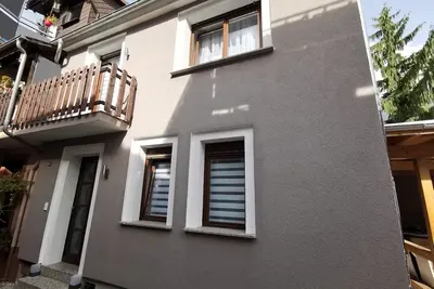 Image de Semi-detached house in Hanau, conveniently located and close to the Main riverbank