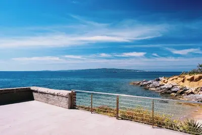 Image de Apartment in the center near the sea