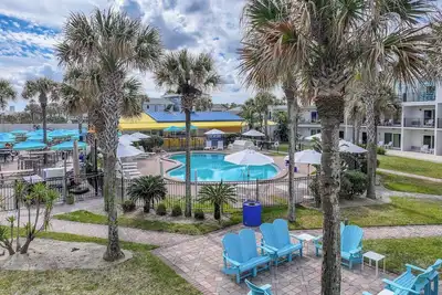 Image de Beach Vacation Awaits! Seaside Room with Oceanfront Views, Near Neptune Beach