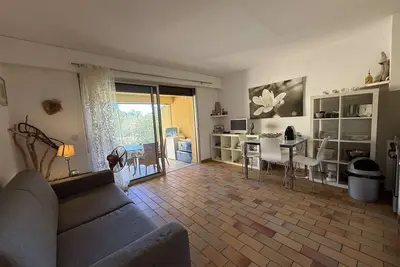 Image de C21Locationvacances T2 rez de jardin, plage St Clair, commerces