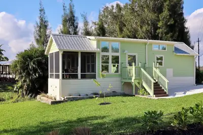 Image de Little Bit on Paradise - Cozy canal front little house with 3 beds