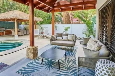 Image de Casa Encanto - Centre of Guiones 4bdrm Beach Villa