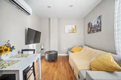 Lux 1st floor 3brm/1bath North End