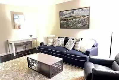 Image de Beautiful Apartment w/ King bed