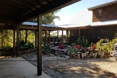 Image de Gypsy Sunset cabin - gorgeous sunset views overlooking Lake Ouachita valley,