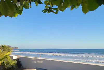 Image de Casa Ohana: Beachfront Family Retreat w/ Pool, Ocean Views & Steps to the Beach