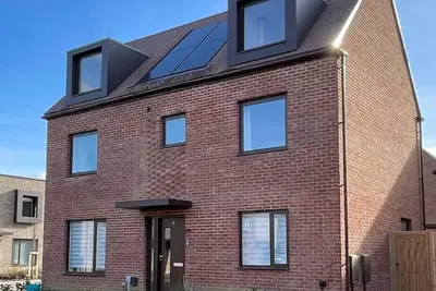 Image de New prestigious 5 bed house near science park