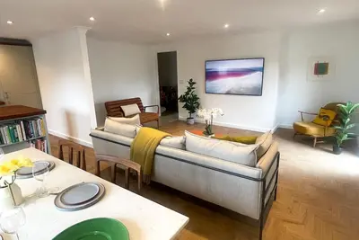 Image de Spacious 2 Bed Luxury Apartment Near Station