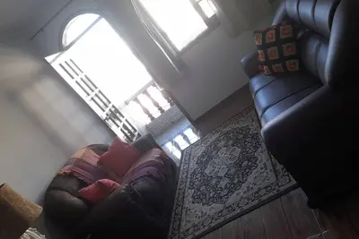 Image de Cozy Apartment. Central location close to everything you need!