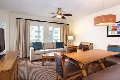 Image de Beautiful Wyndham Resort Ocean Front Deluxe Condo directly across from Pier