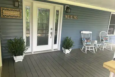 Image de New Listing: Spacious River Home Private Footage on South Fork  Spring River