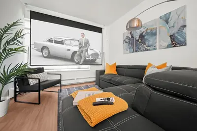 Image de Luxury 3 Bedroom Townhome in Downtown Vancouver with Rooftop Patio