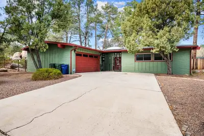 Image de Cozy 3 bedroom retreat near downtown Prescott!