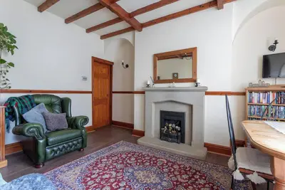 Image de Haworth Village House - Sleeps 6, Parking & Pets!