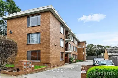 Image de Light and Bright Ground Floor Unit in Great Location near shops