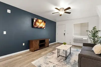 Image de Central Location | Free Parking