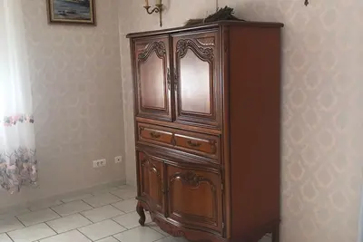 Image de Jolie chambre en Provence\nA 5 minutes Du Golf, 50 mètres de Terrain de Tennis.