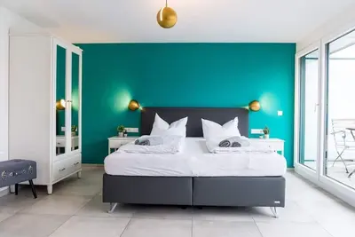 Image de Appartement moderne avec balcon, wifi & cuisine