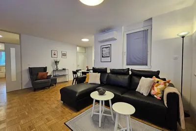 Image de Martin 3-bedroom Apartment Ljubljana center Tour As with free parking, WiFi, Ac