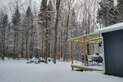 Image de Adk Getaway \"Pine Tree Retreat\"-New 1 bedroom cottage 1 mile from Adirondacks