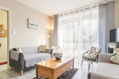 Image de Charmante maison à Portbail avec internet, animaux acceptés