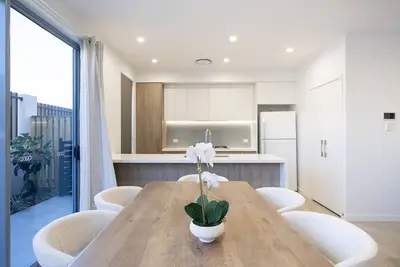 Image de 4br Comfort | Easy Access to City & Gold Coast