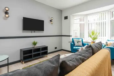 Image de 3-Bed Scouse House | Near Anfield & Goodison