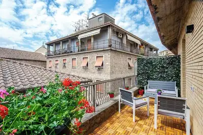 Image de Apartment in Central Terni – 2 Bedrooms and Terrace