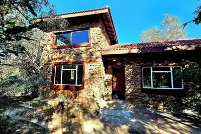 Image de Luxury Guesthouse Co @ FlintstoneHouse\n5bedroom house in phenomenal Marloth Park