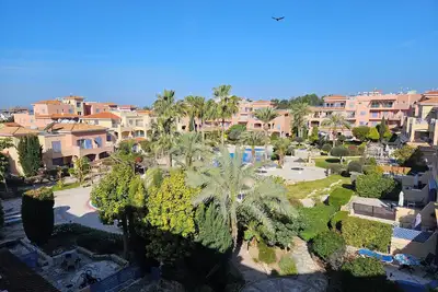 Image de Luxurious Penthouse with Spacious Terrace in Limnaria Gardens, Paphos