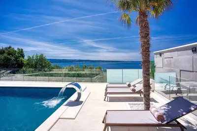 Image de Elevated Luxury: Sea Villa Magic View in Podstrana