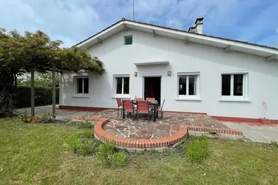 Image de Villa calme proche océan et lacs - jardin clos et grande terrasse - 7 voyageurs