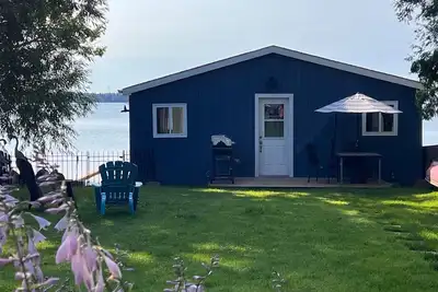 Image de Boathouse Escape on Lake Simcoe! Perfect couples (+1) retreat 1 hour from Gta