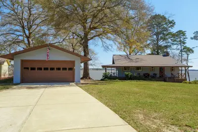 Image de Sunrise Retreat, Sunrise Retreat- Lakefront Getaway on Lake Eufaula